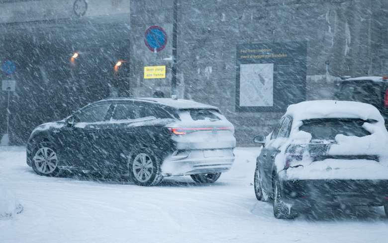 Høytid for småskader - slik unngår du å bulke bilen i jula